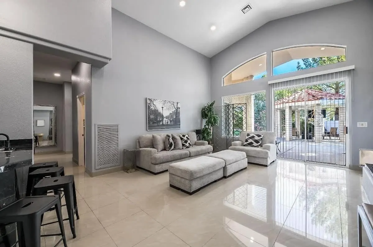 Semesterbostad Luxury Redefined Indoor Comfort Outdoor Bliss Las Vegas